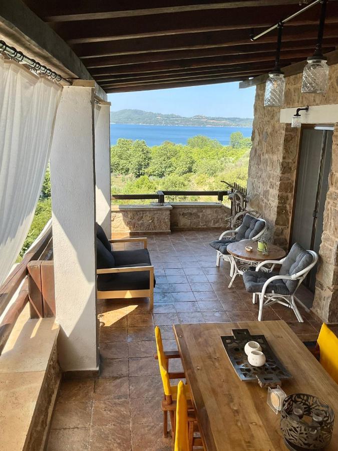 Stonehouse & Casa Al Sole E Al Mare Villa Nea Roda Luaran gambar