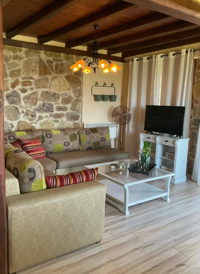 Stonehouse & Casa Al Sole E Al Mare Villa Nea Roda Luaran gambar