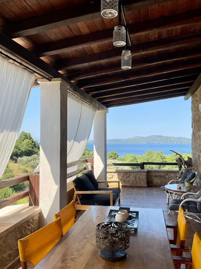 Stonehouse & Casa Al Sole E Al Mare Villa Nea Roda Luaran gambar