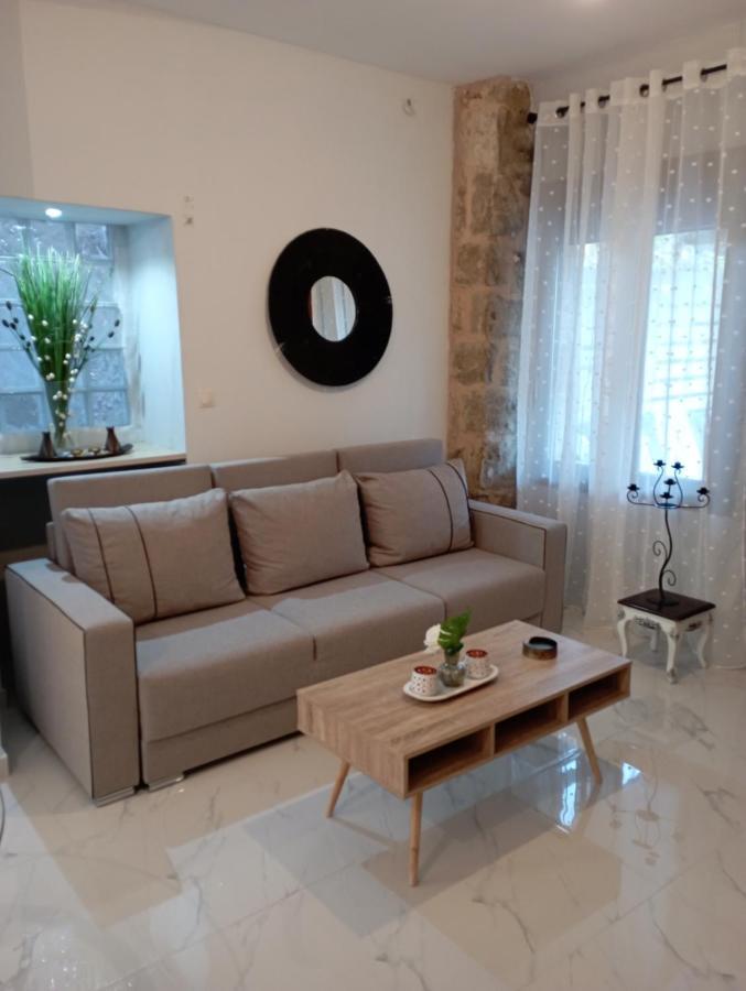 Stonehouse & Casa Al Sole E Al Mare Villa Nea Roda Luaran gambar