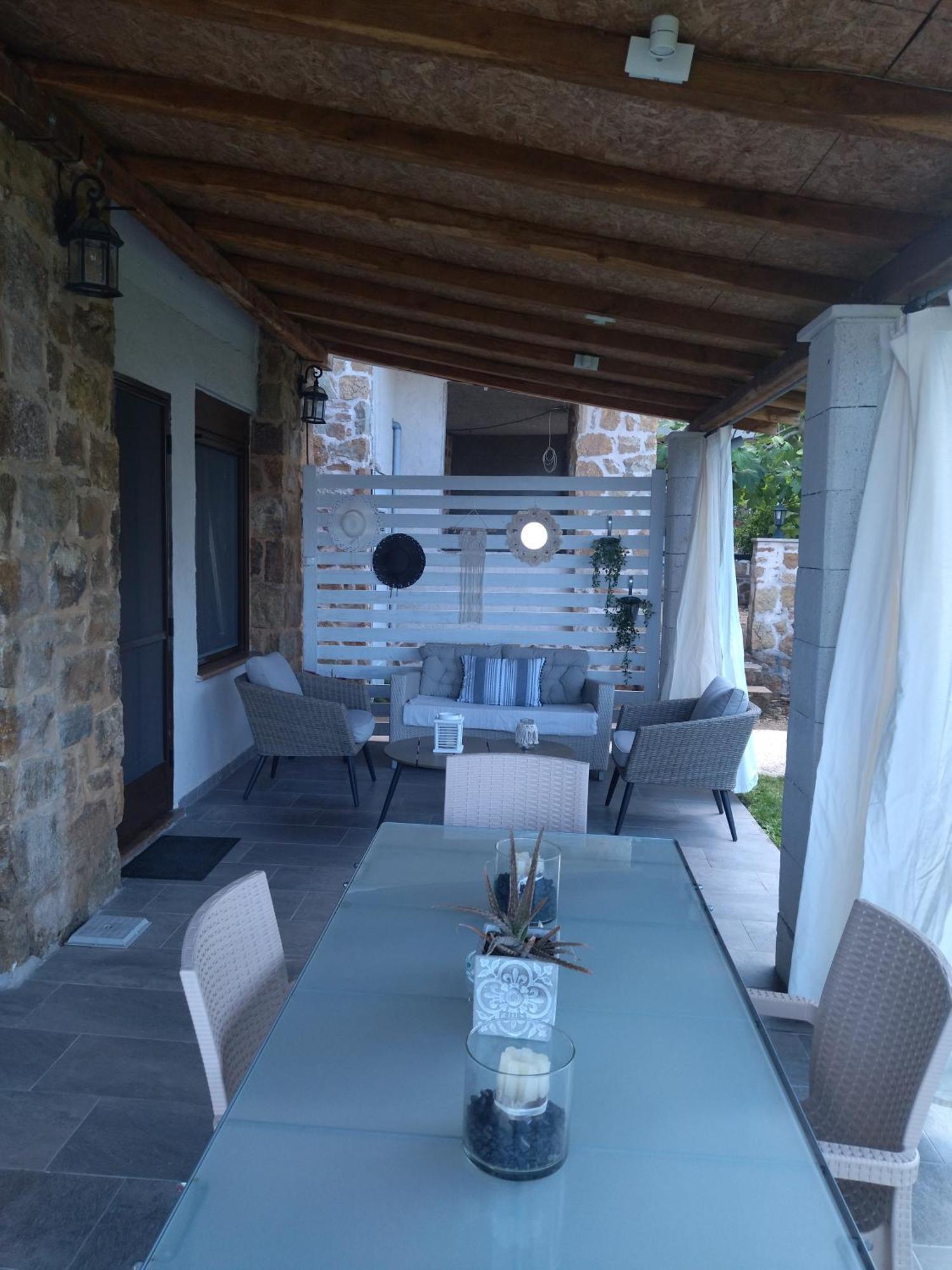 Stonehouse & Casa Al Sole E Al Mare Villa Nea Roda Luaran gambar