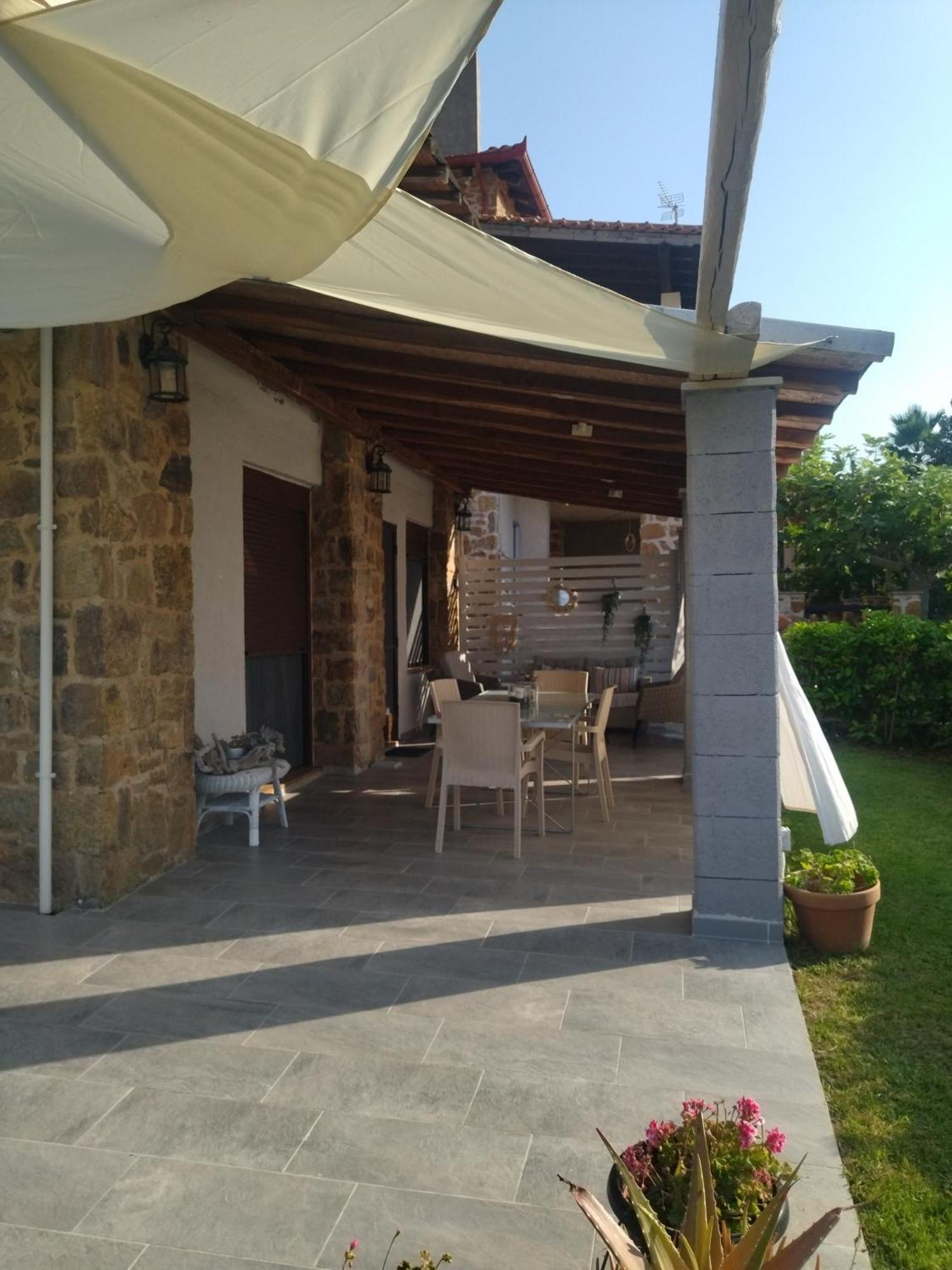 Stonehouse & Casa Al Sole E Al Mare Villa Nea Roda Luaran gambar