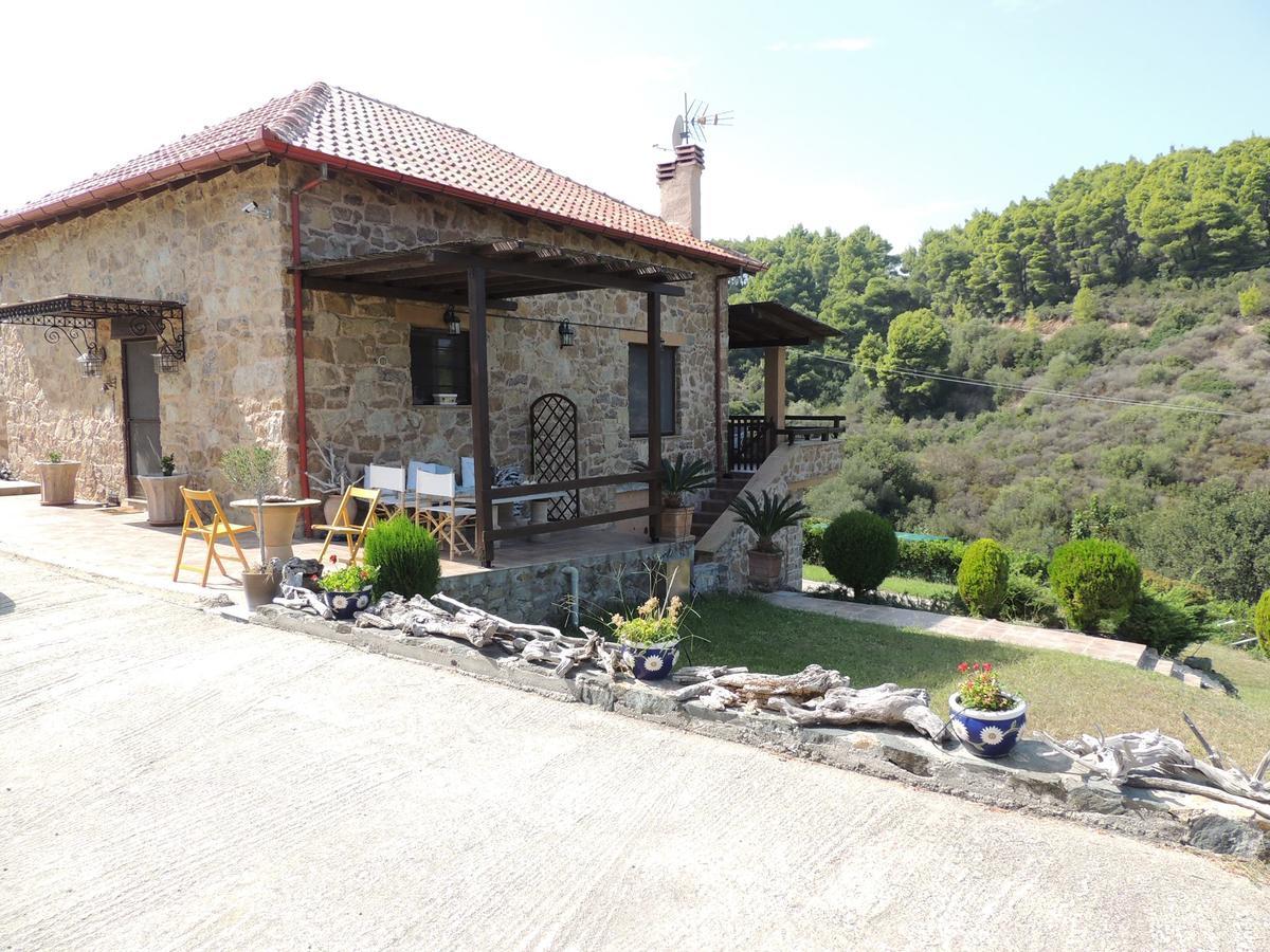 Stonehouse & Casa Al Sole E Al Mare Villa Nea Roda Luaran gambar