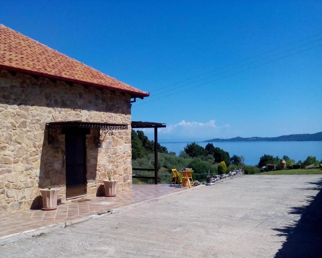 Stonehouse & Casa Al Sole E Al Mare Villa Nea Roda Luaran gambar