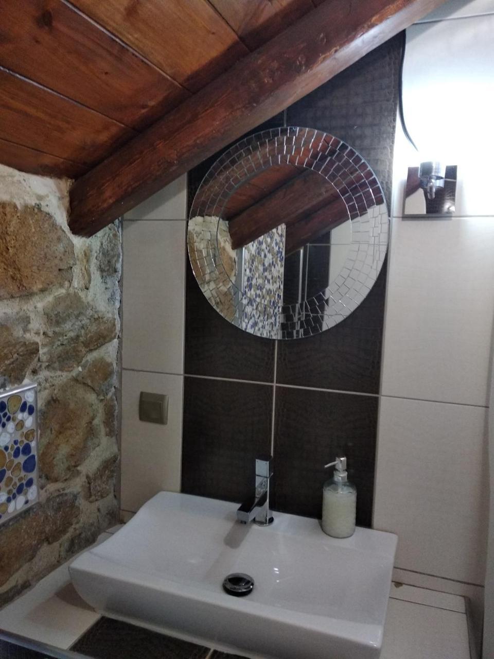 Stonehouse & Casa Al Sole E Al Mare Villa Nea Roda Luaran gambar